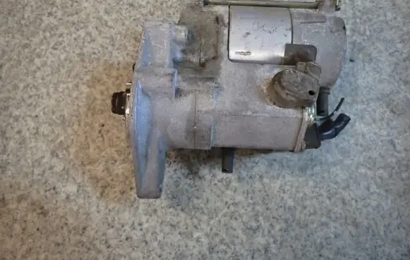 Toyota Yaris Starter motor