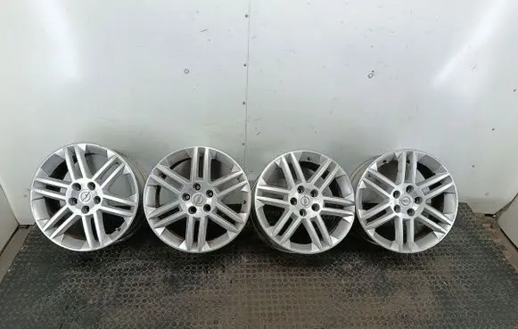 Opel Vectra C R17 alloy rim 