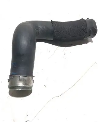 Audi Q7 4L Intercooler hose/pipe 7L6145738A