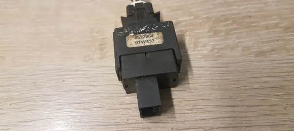 Volvo V70 Brake pedal sensor switch 8622064