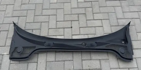 Audi A3 S3 A3 Sportback 8P Wiper trim 8P1819415E