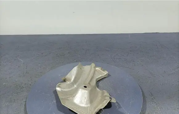 Volvo XC60 Exhaust heat shield 32299401