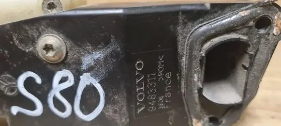 Fuel tank cap lock motor