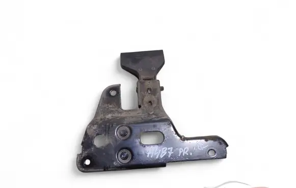 Audi A4 S4 B7 8E 8H Engine bonnet/hood lock/latch loop/hook 8E0823480F
