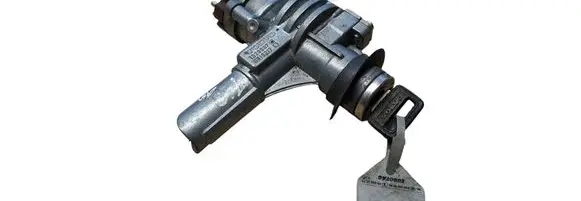 Volvo 740 Ignition lock 1329987 6819217