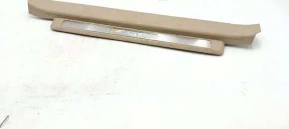 Lexus IS 220D-250-350 Front sill trim cover 6792053030