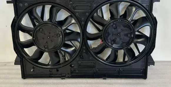 Audi Q7 4M Electric radiator cooling fan 8W0121003D