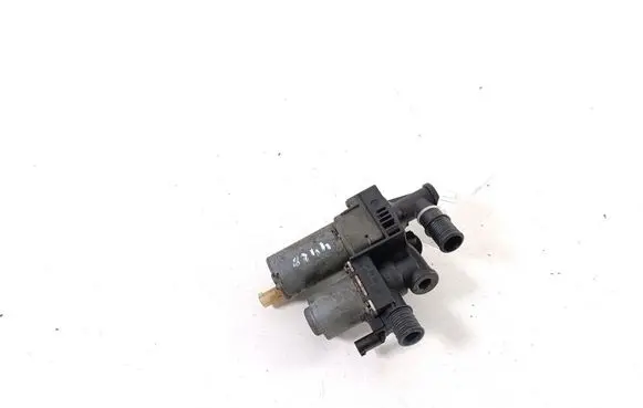 BMW X3 E83 Valve 8369807