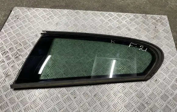 BMW 1 F20 F21 Rear side window