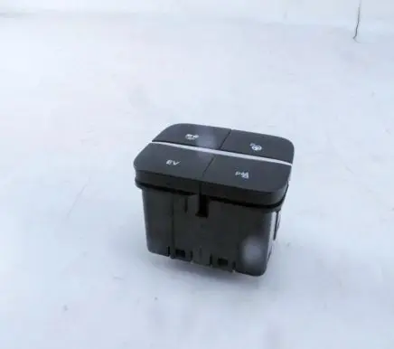 Ford Kuga III A set of switches LJ6T11B573BB