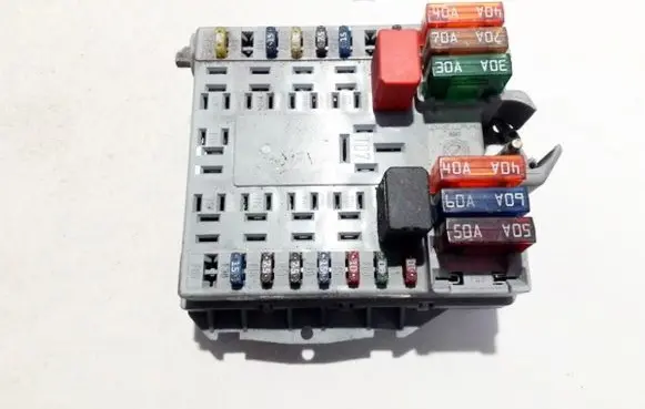 Fiat Punto (188) Fuse box set 46760257