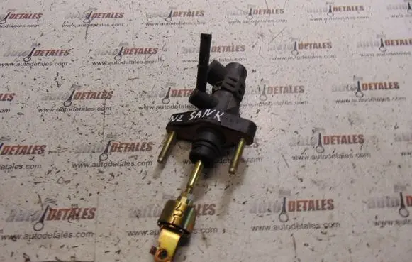 Toyota Corolla Verso AR10 Clutch master cylinder