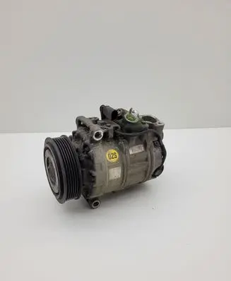 Audi Q7 4L Air conditioning (A/C) compressor (pump) 7L6820803J