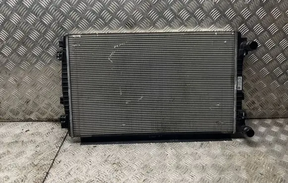 Seat Leon IV Coolant radiator 5Q0121251GQ