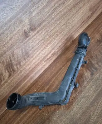 Audi A3 S3 8L Intercooler hose/pipe 1J0145770Q 1J0145762AT