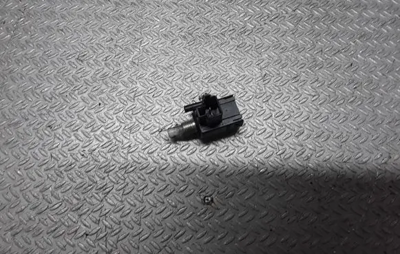 Clutch pedal sensor