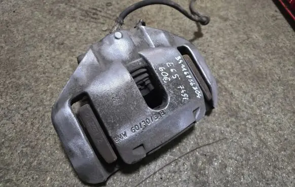 BMW 7 E65 E66 Front brake caliper 34116756304