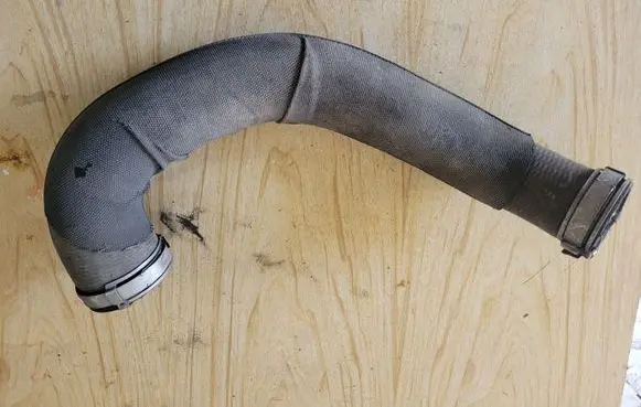 Audi A4 S4 B8 8K Intercooler hose/pipe 8K0145738AJ
