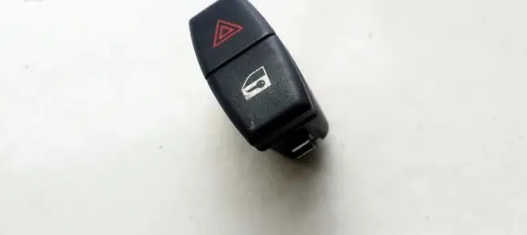 BMW 5 E60 E61 Hazard light switch 6131691950601 61.31-6919506-01