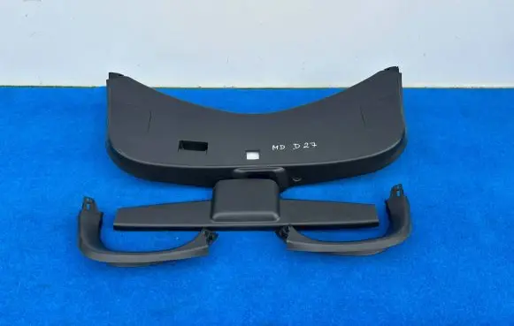 Mazda 3 II Tailgate/trunk upper cover trim BBP168930