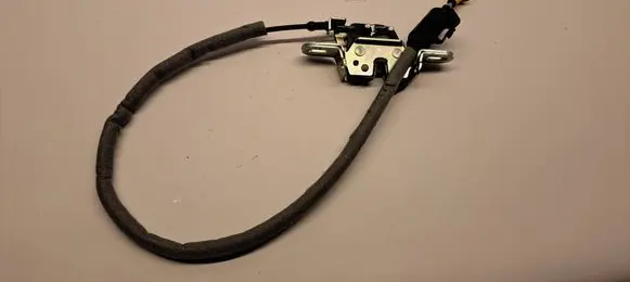 Jaguar XF X250 Seat back rest lock catch 8X23613D61AB