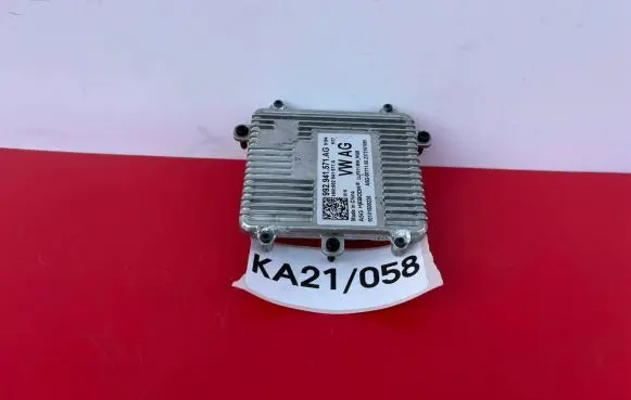 Volkswagen Transporter - Caravelle T7 LED ballast control module 992941571AG