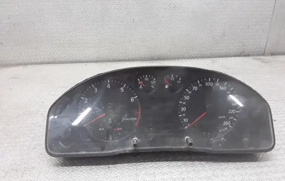 Audi A4 S4 B5 8D Speedometer (instrument cluster) 8D0919861H