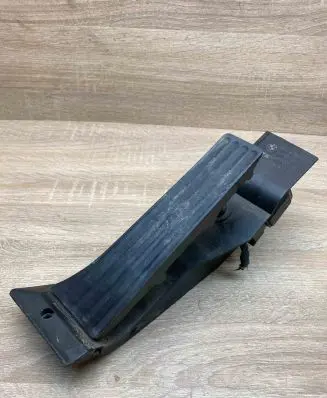 BMW X5 E70 Accelerator throttle pedal 6786285