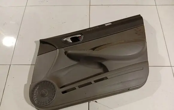 Honda Civic Front door card panel trim 