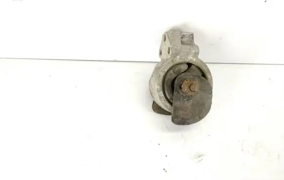Volvo S40, V40 Engine mount bracket 3818030