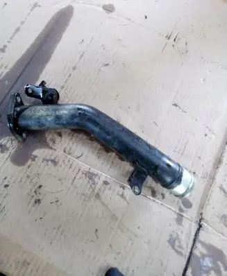 Mercedes-Benz Sprinter W906 Engine coolant pipe/hose A6422000052