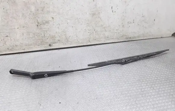 Volkswagen Transporter - Caravelle T4 Windshield/front glass wiper blade 701955410A