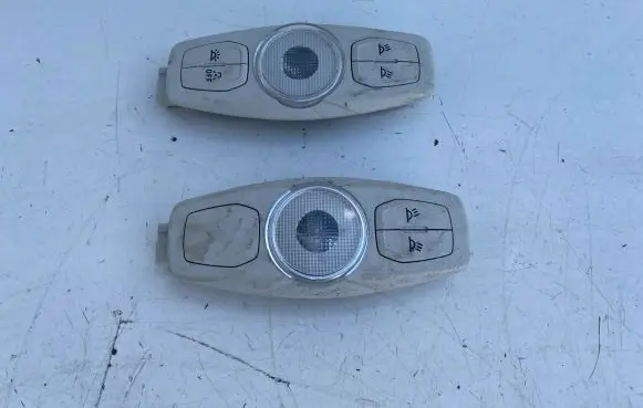 Ford Focus Rear seat light AM5113K767BF