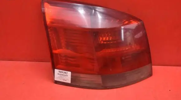 Opel Signum Rear/tail lights 13159861