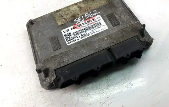 Volkswagen Fox Engine control unit/module ECU 03D906023B
