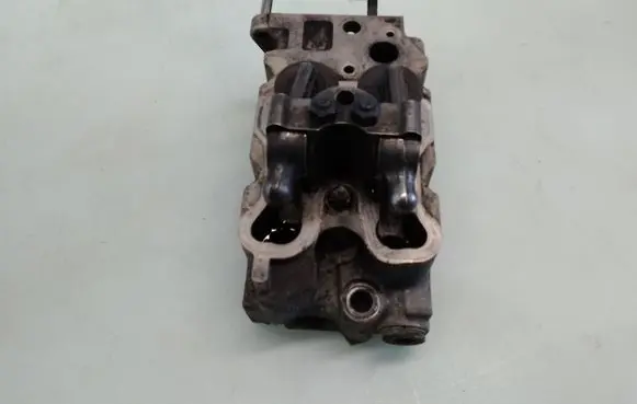 Jeep Grand Cherokee (WJ) Engine head 