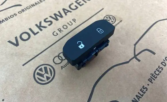 Volkswagen Multivan T6 Central locking switch button 7LA962125