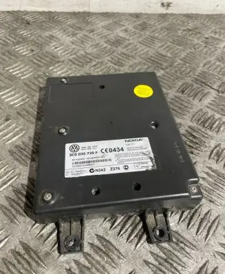 Volkswagen PASSAT B6 Phone control unit/module 3C0035729F 001069E89D1A