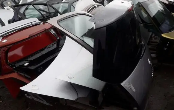 Citroen Xsara Picasso Front door pilkos