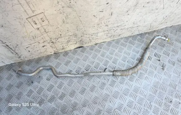 Air conditioning (A/C) pipe/hose