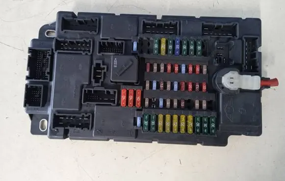 Mini One - Cooper Coupe R56 Fuse box set 3457413