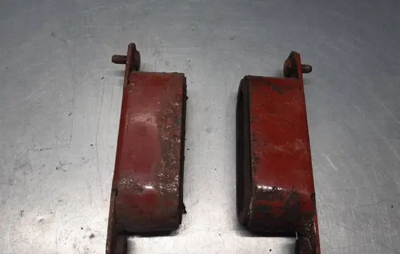 Iveco Daily 3rd gen Radiator mount bracket 