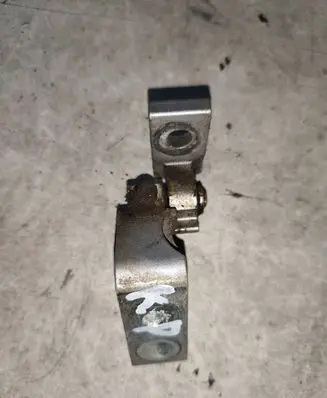 Audi A6 S6 C6 4F Front door upper hinge 
