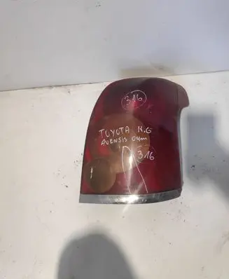 Toyota Avensis T250 Rear/tail lights