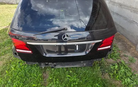 Mercedes-Benz E W212 Tailgate/trunk/boot lid