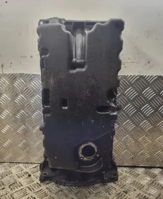 Oil sump