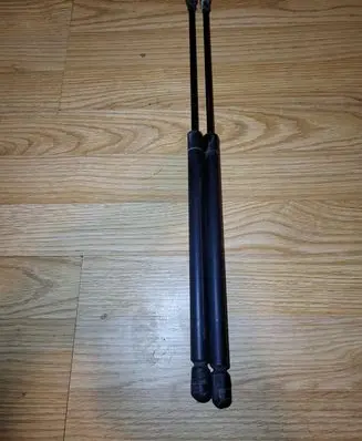 Audi A3 S3 8L Tailgate/trunk strut/damper 8D9827552F