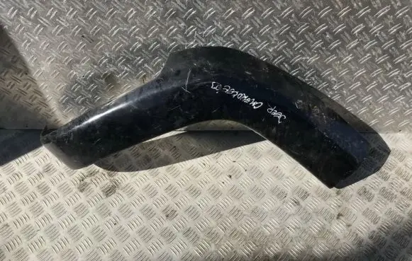 Jeep Cherokee Front arch trim 