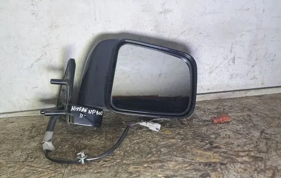 Nissan NP300 Front door electric wing mirror E4022906 022906 E4012089
