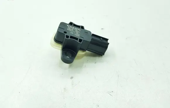 Volvo XC60 Airbag deployment crash/impact sensor 30798030